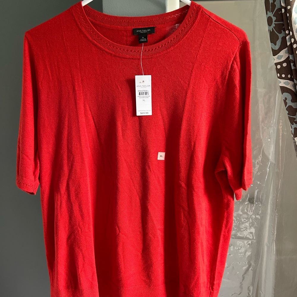 Ann Taylor Vibrant Red- poppy Knit Top
